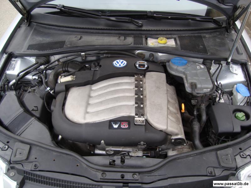 Passat 2.3 V5